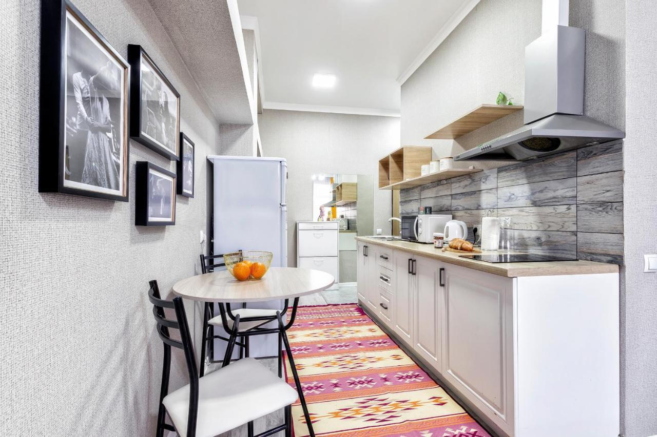 Cosy flat in the city center Astana Exterior foto