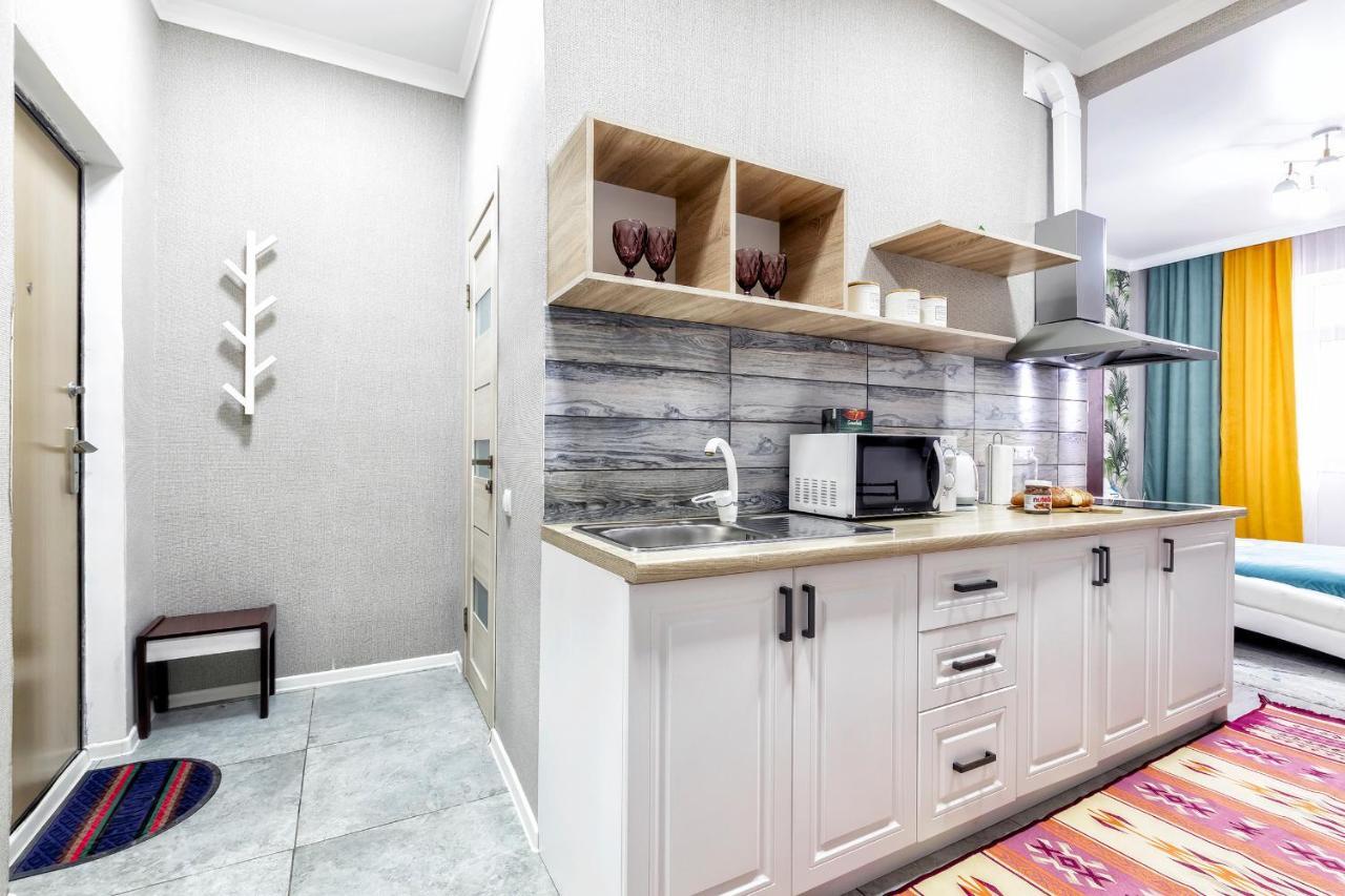 Cosy flat in the city center Astana Exterior foto